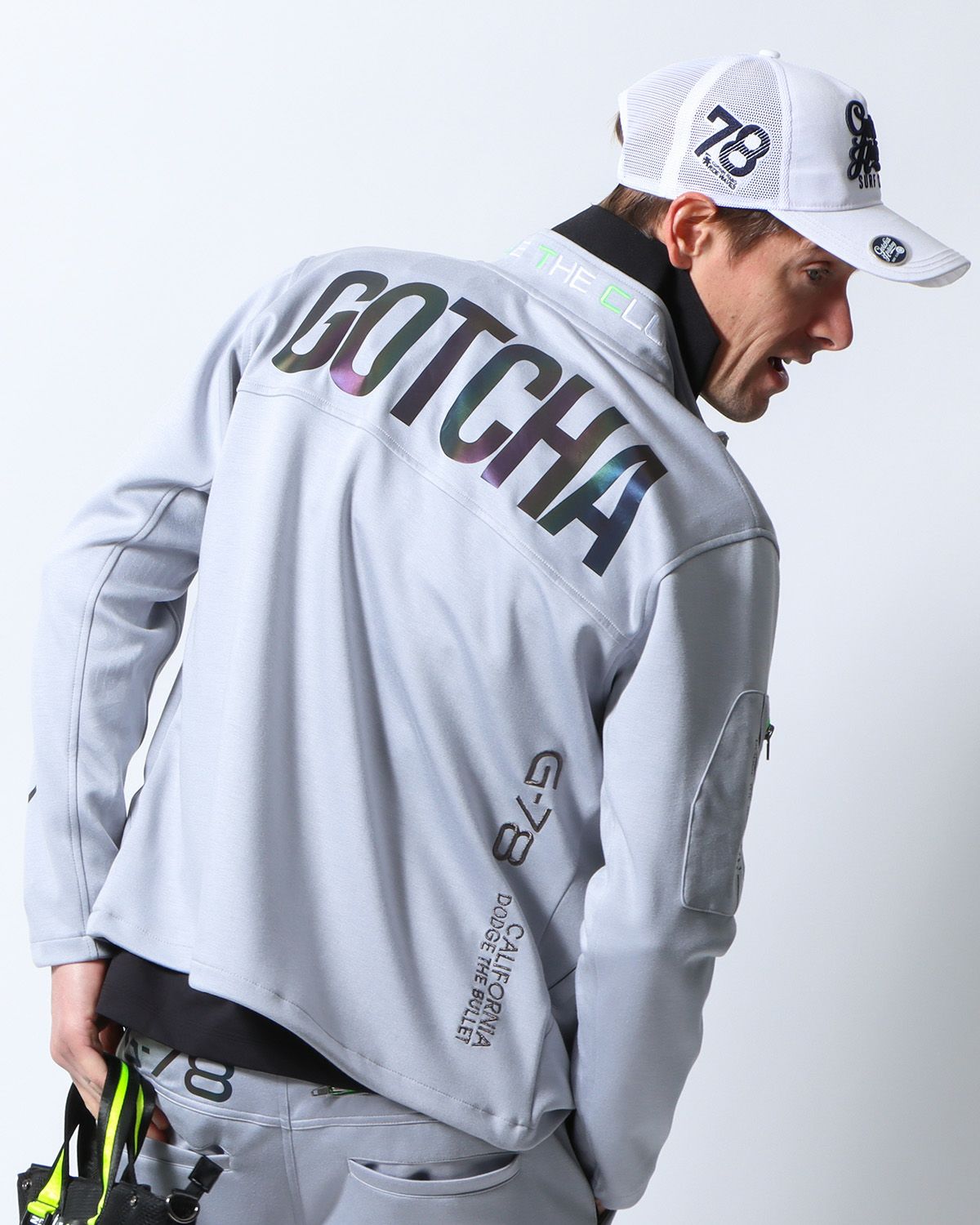 グレー：183cm/70kg(Lサイズ着用)