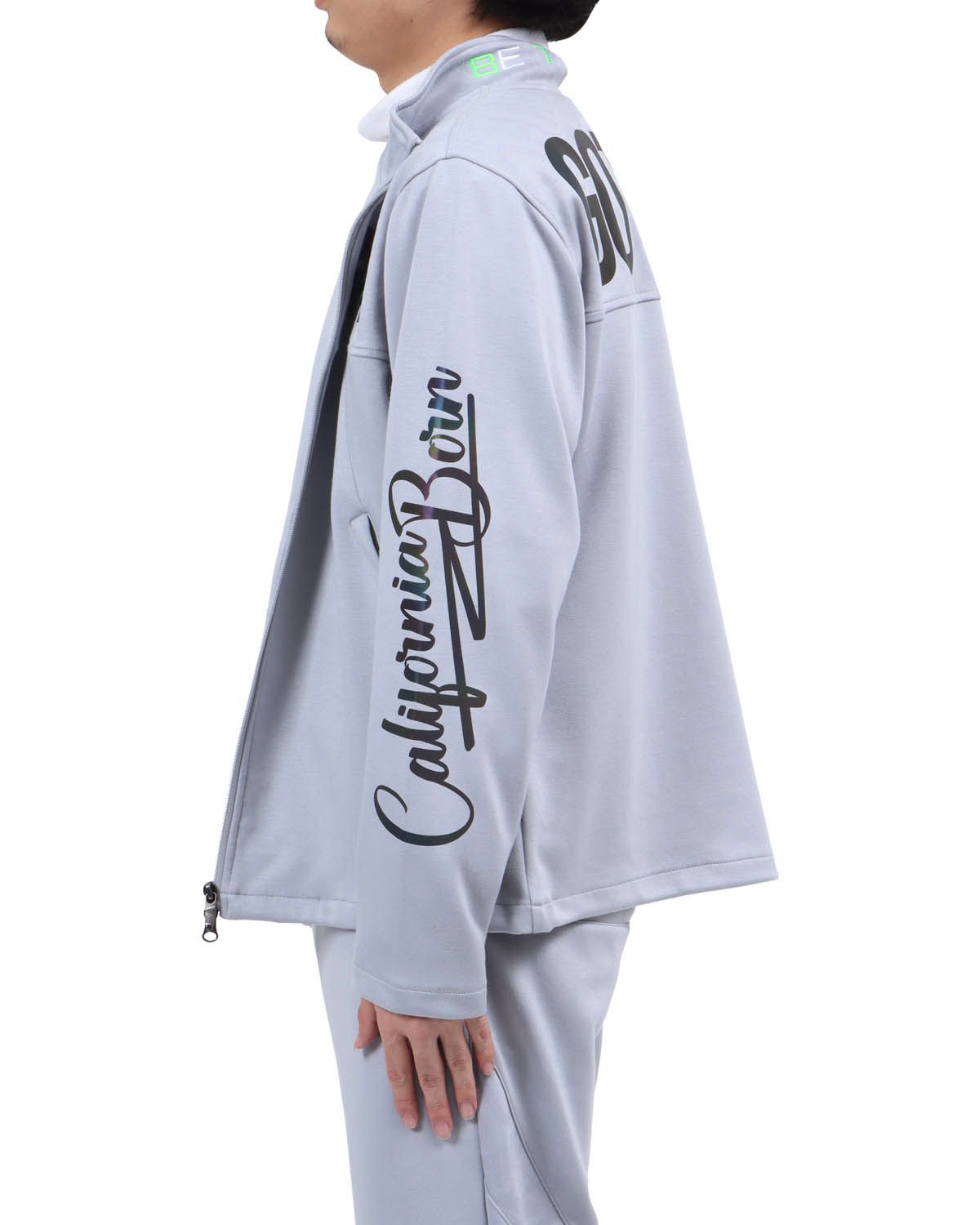 グレー：173cm63kg(Lサイズ着用)