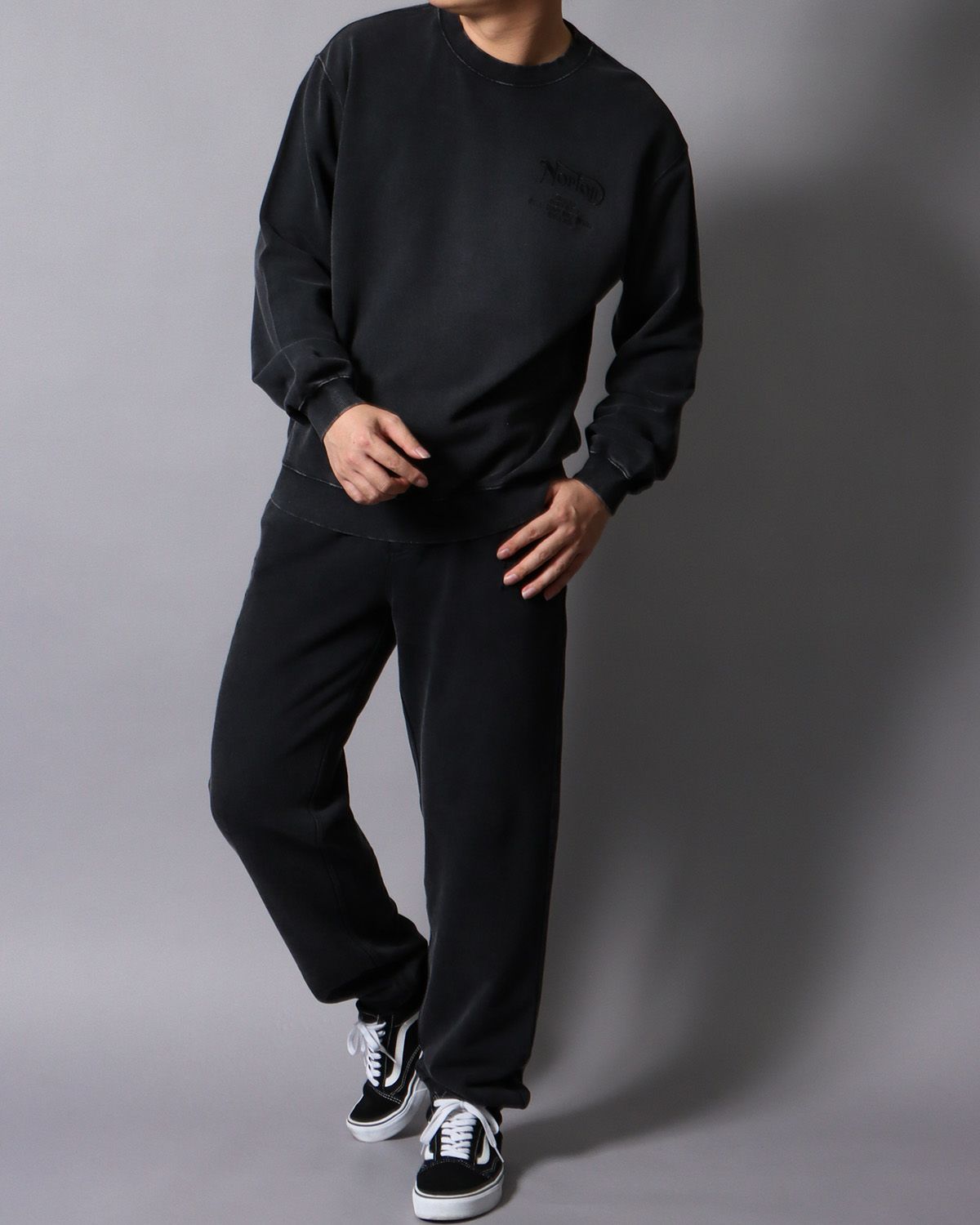 ブラック：178cm/75kg(Lサイズ着用)