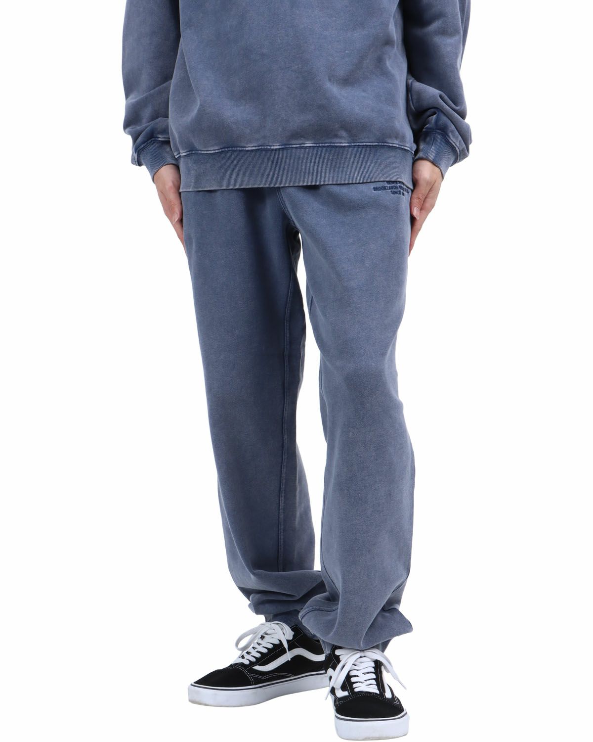 ブルー：173cm63kg(Lサイズ着用)