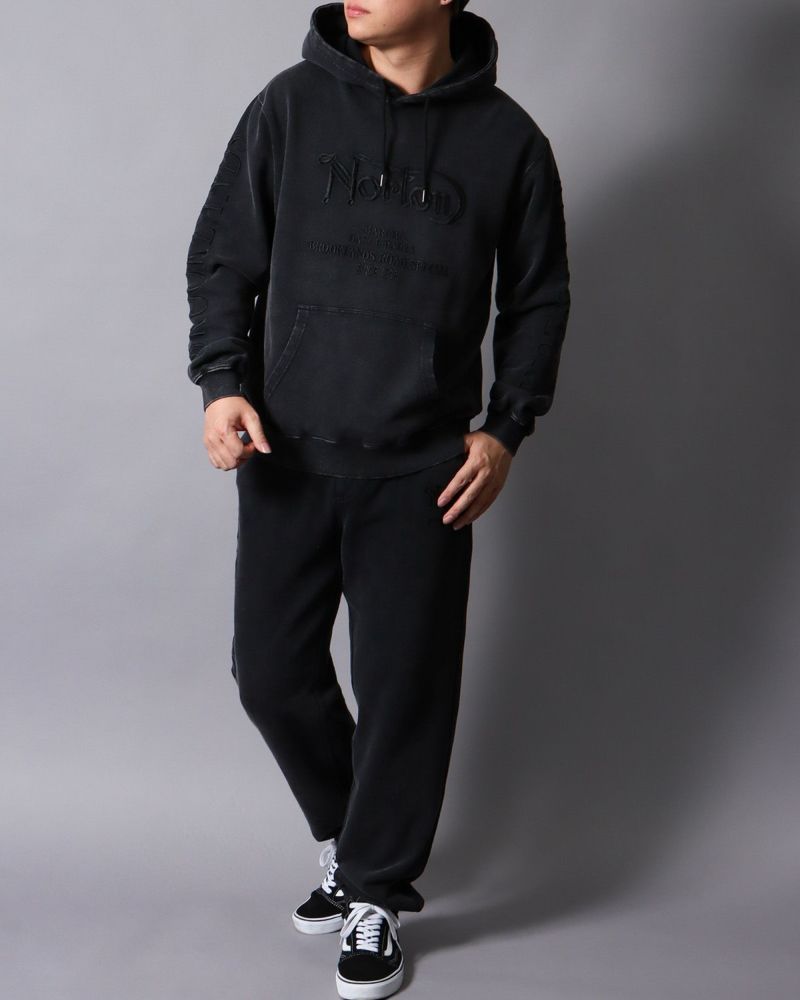 ブラック：178cm/75kg(Lサイズ着用)