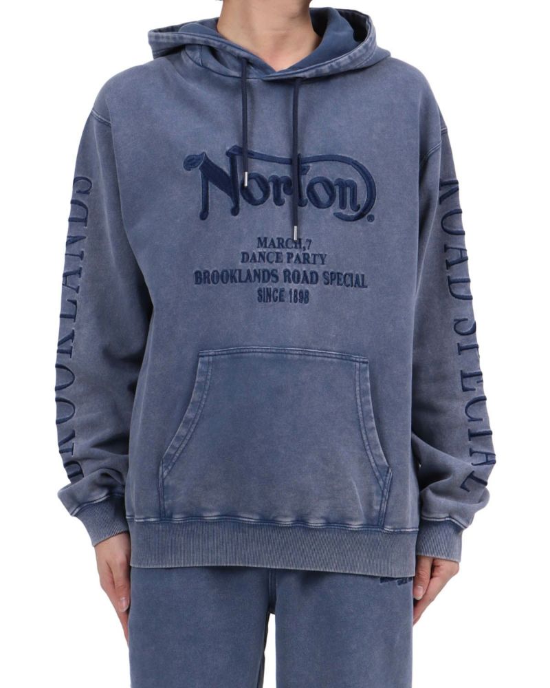 ブルー：173cm63kg(Lサイズ着用)