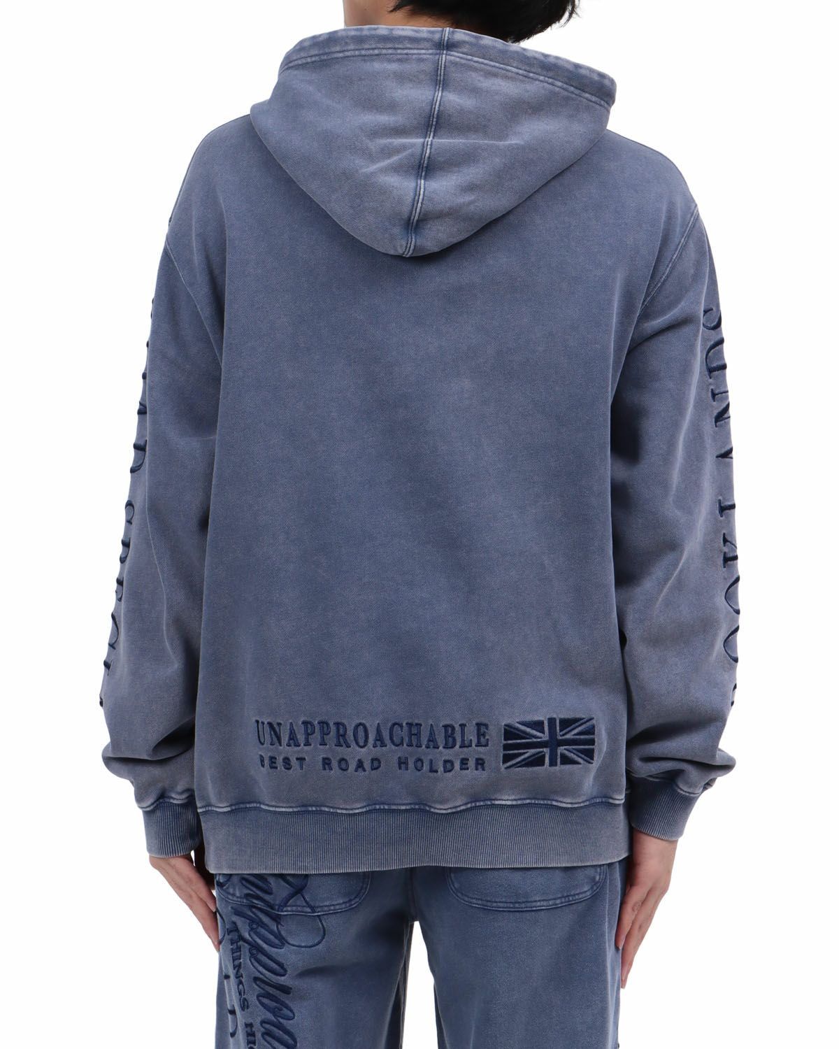 ブルー：173cm63kg(Lサイズ着用)