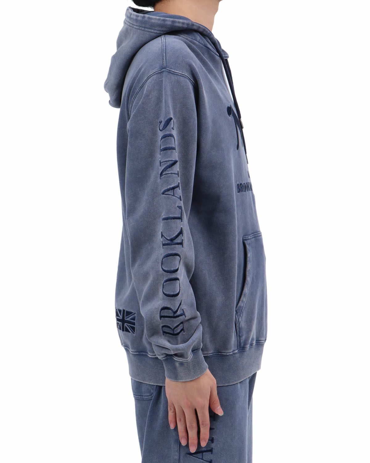 ブルー：173cm63kg(Lサイズ着用)