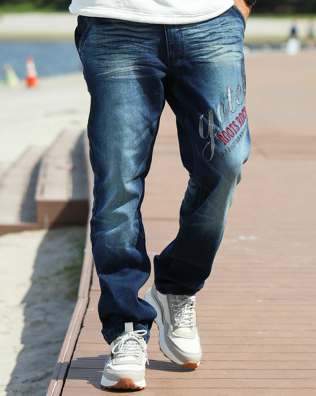 インディゴ：183cm/70kg(Lサイズ着用)