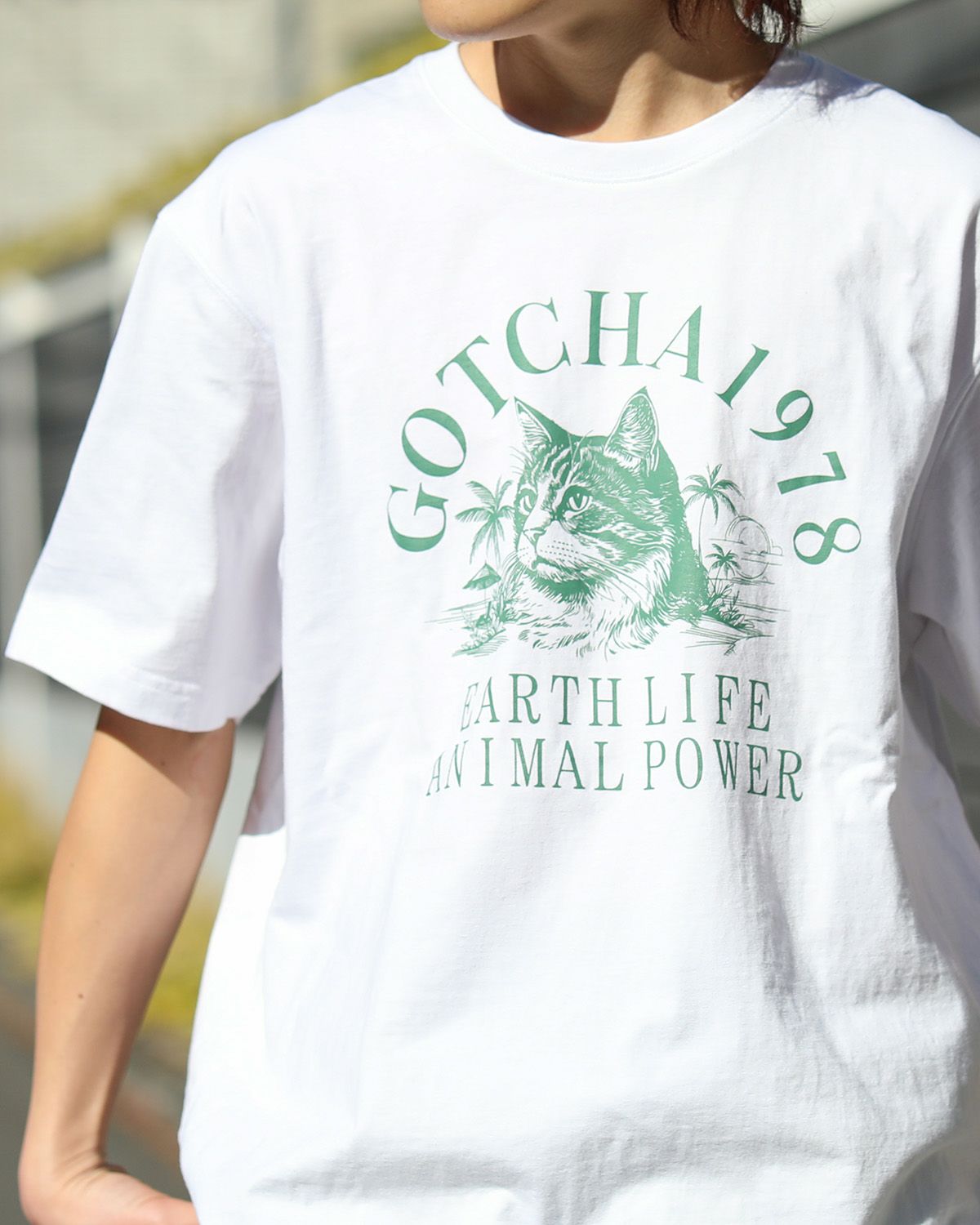 ホワイト×メインクーン：168cm/56kg(XXLサイズ着用）