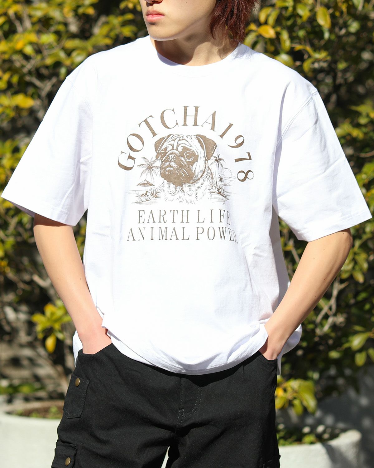 ホワイト×パグ：168cm/56kg(XXLサイズ着用）