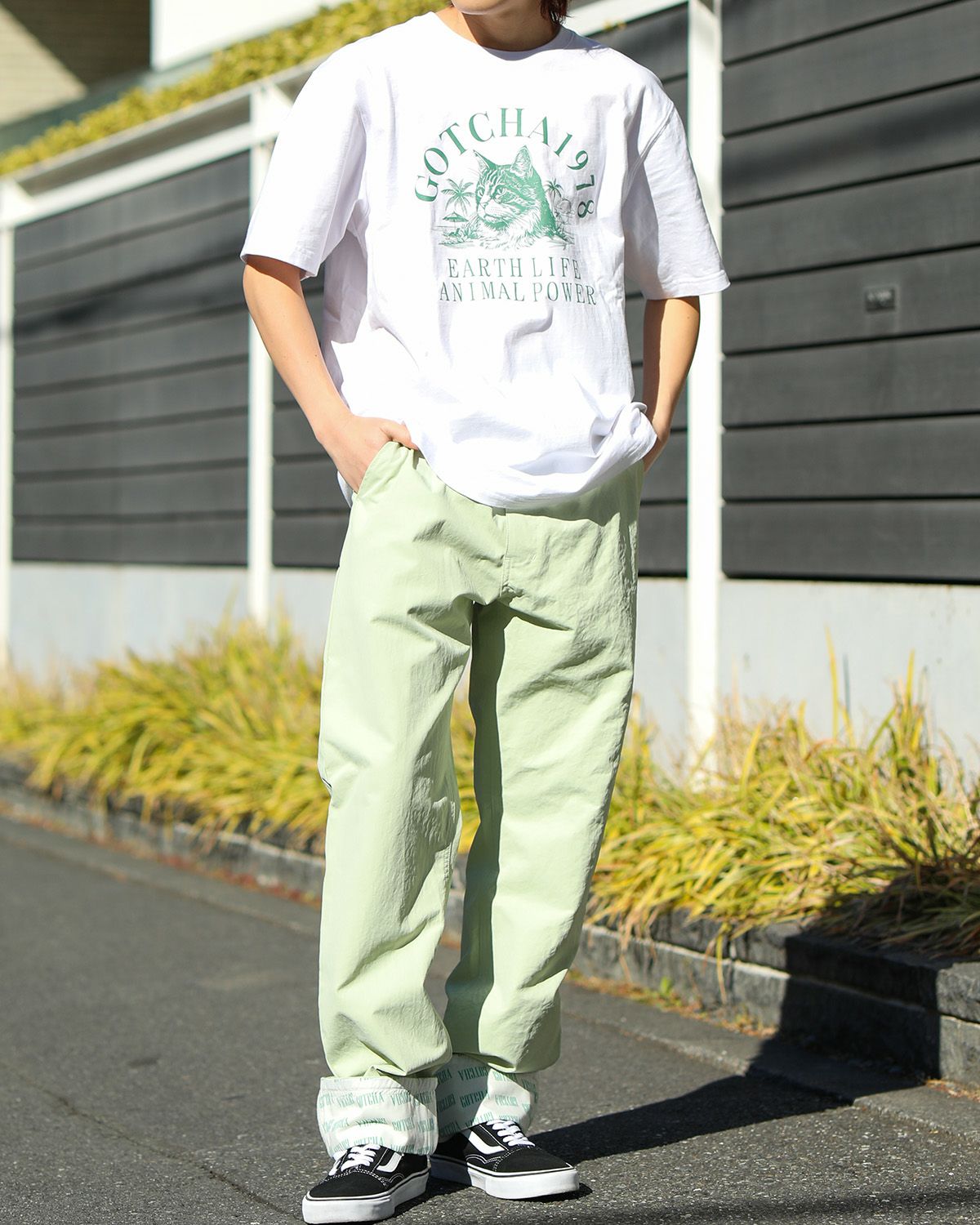 ホワイト×メインクーン：168cm/56kg(XXLサイズ着用）