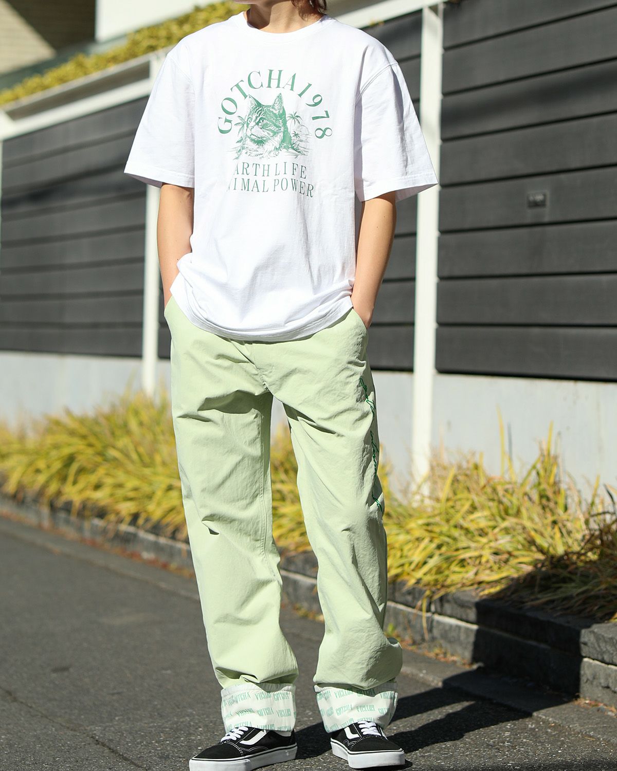 ホワイト×メインクーン：168cm/56kg(XXLサイズ着用）