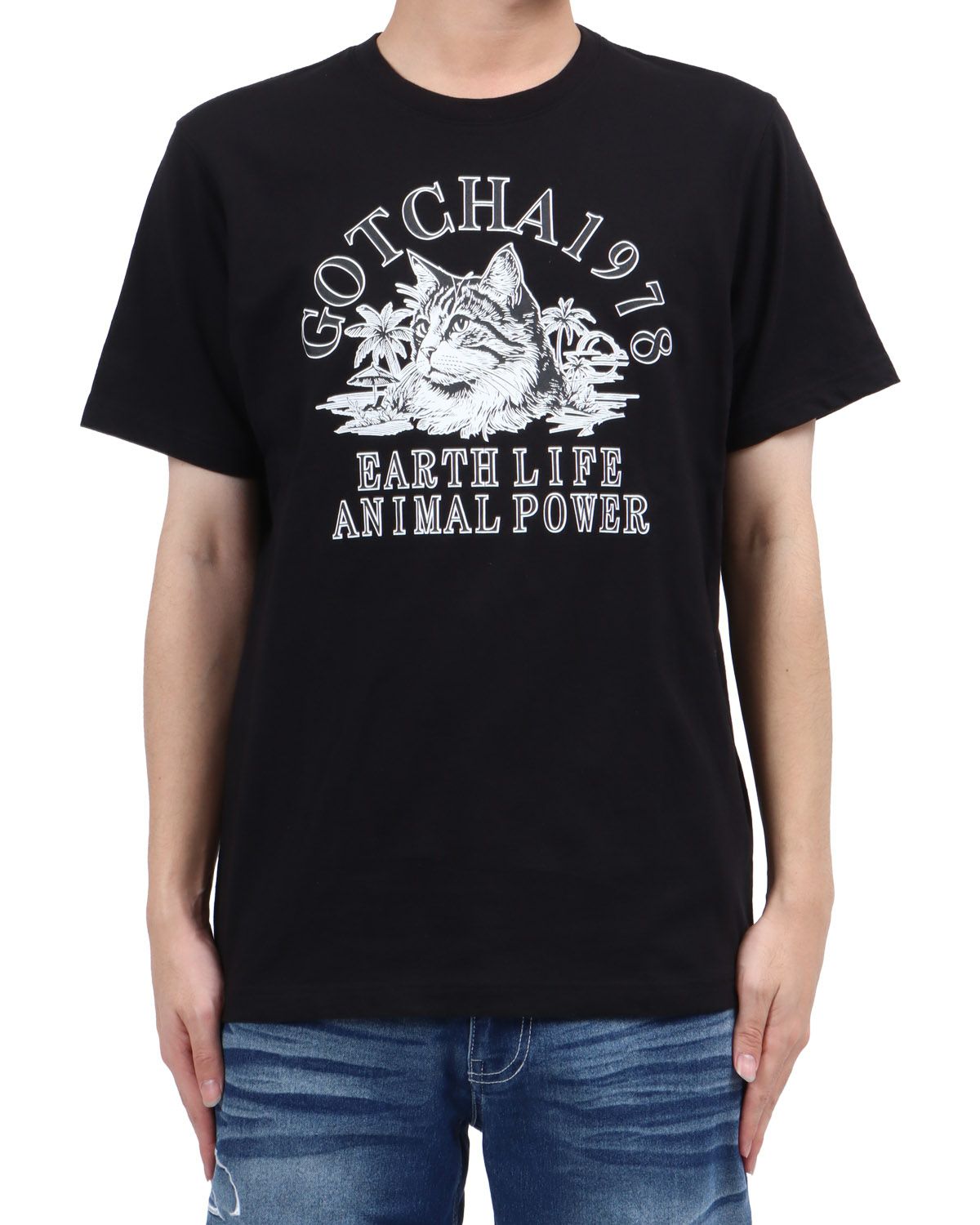 ブラック×メインクーン:173cm63kg(Mサイズ着用)