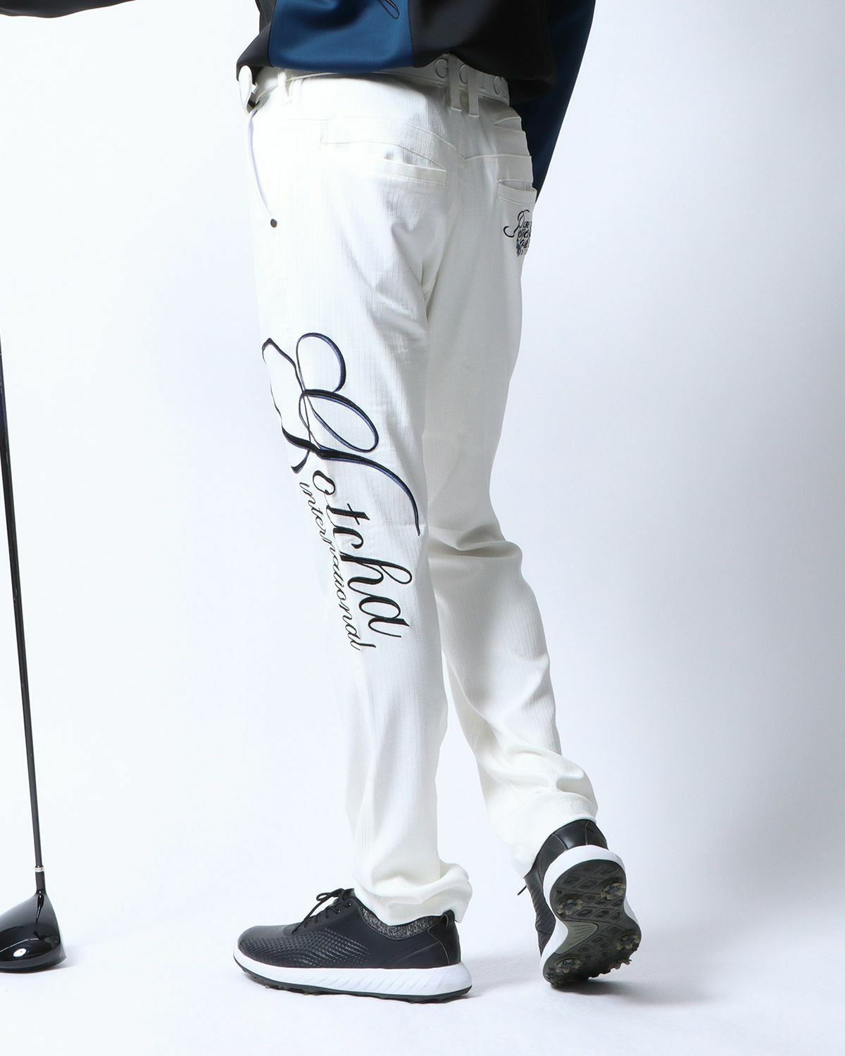 ホワイト：180cm/70kg(XLサイズ着用)