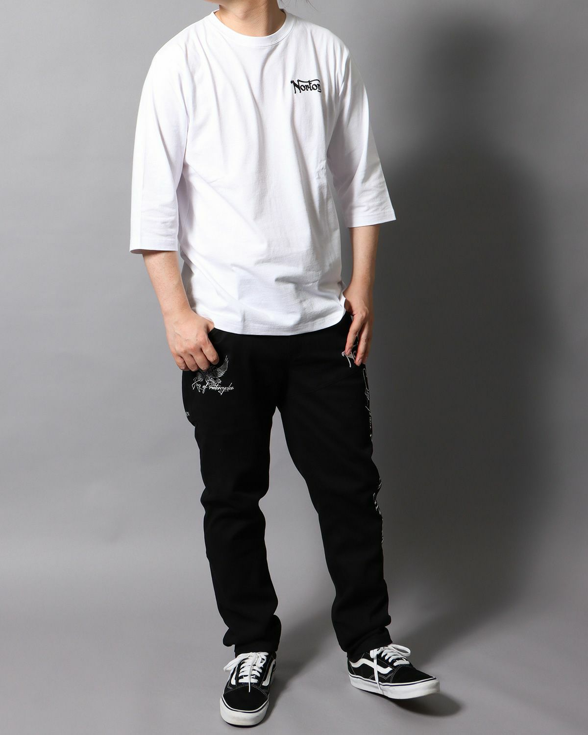 ブラック：178cm/75kg(Lサイズ着用)