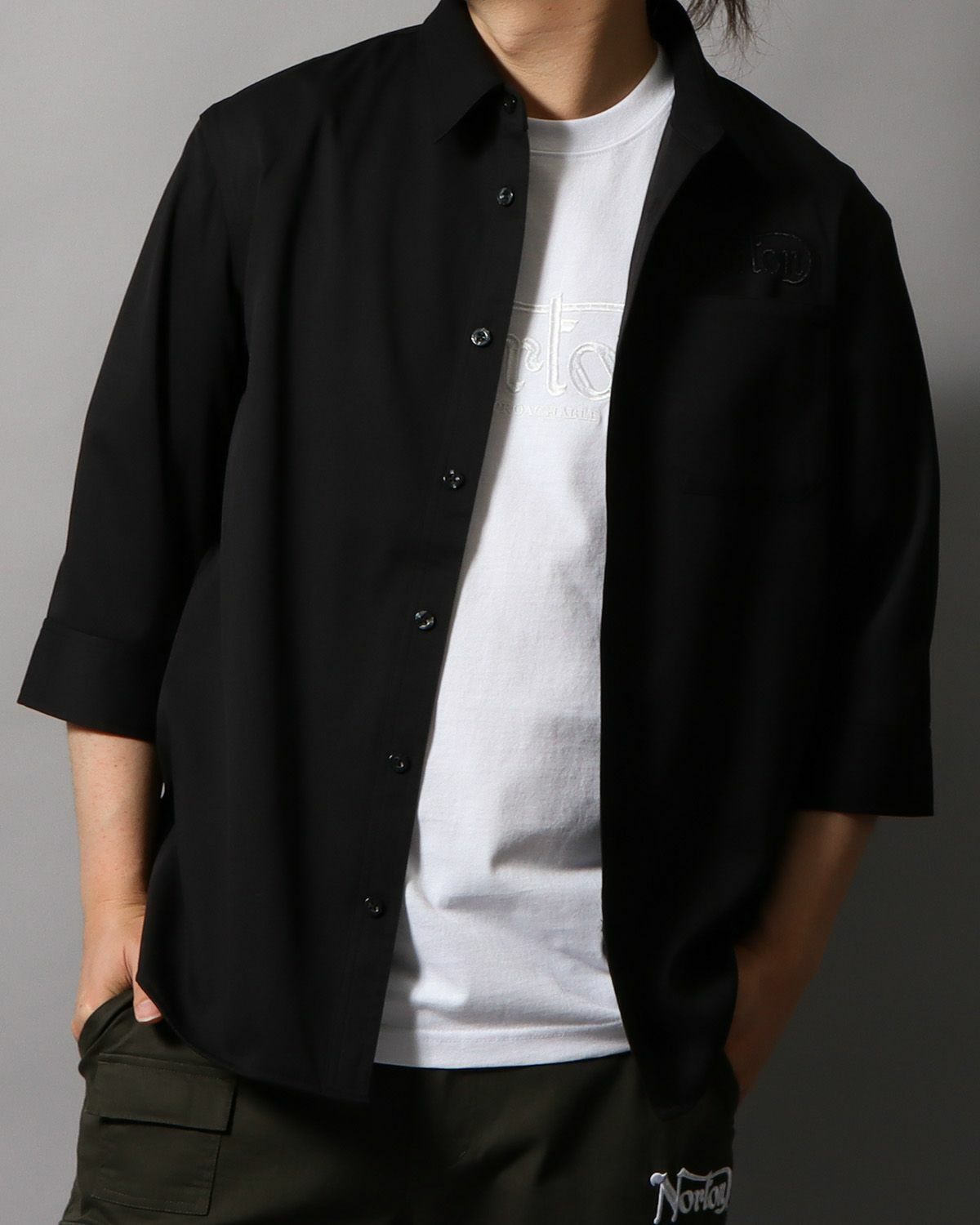 ブラック：178cm/75kg(Lサイズ着用)