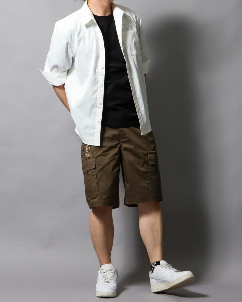 ホワイト：178cm/75kg(Lサイズ着用)