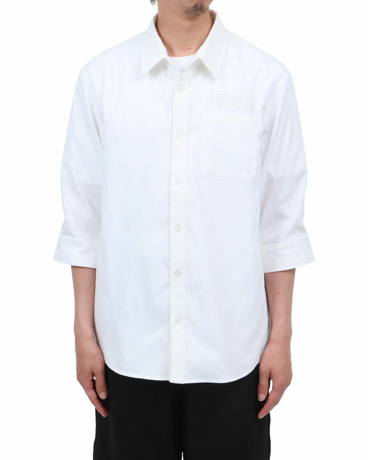 ホワイト：174cm62kg(Lサイズ着用)