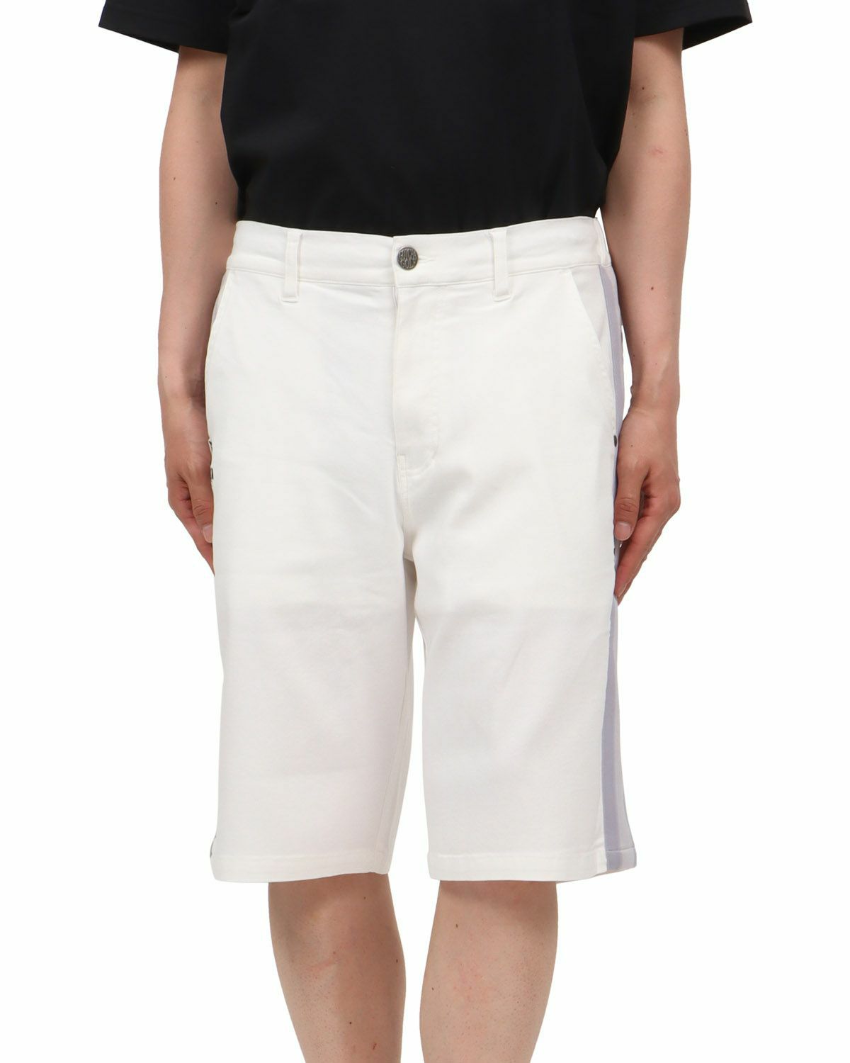 ホワイト：174cm62kg(Lサイズ着用)