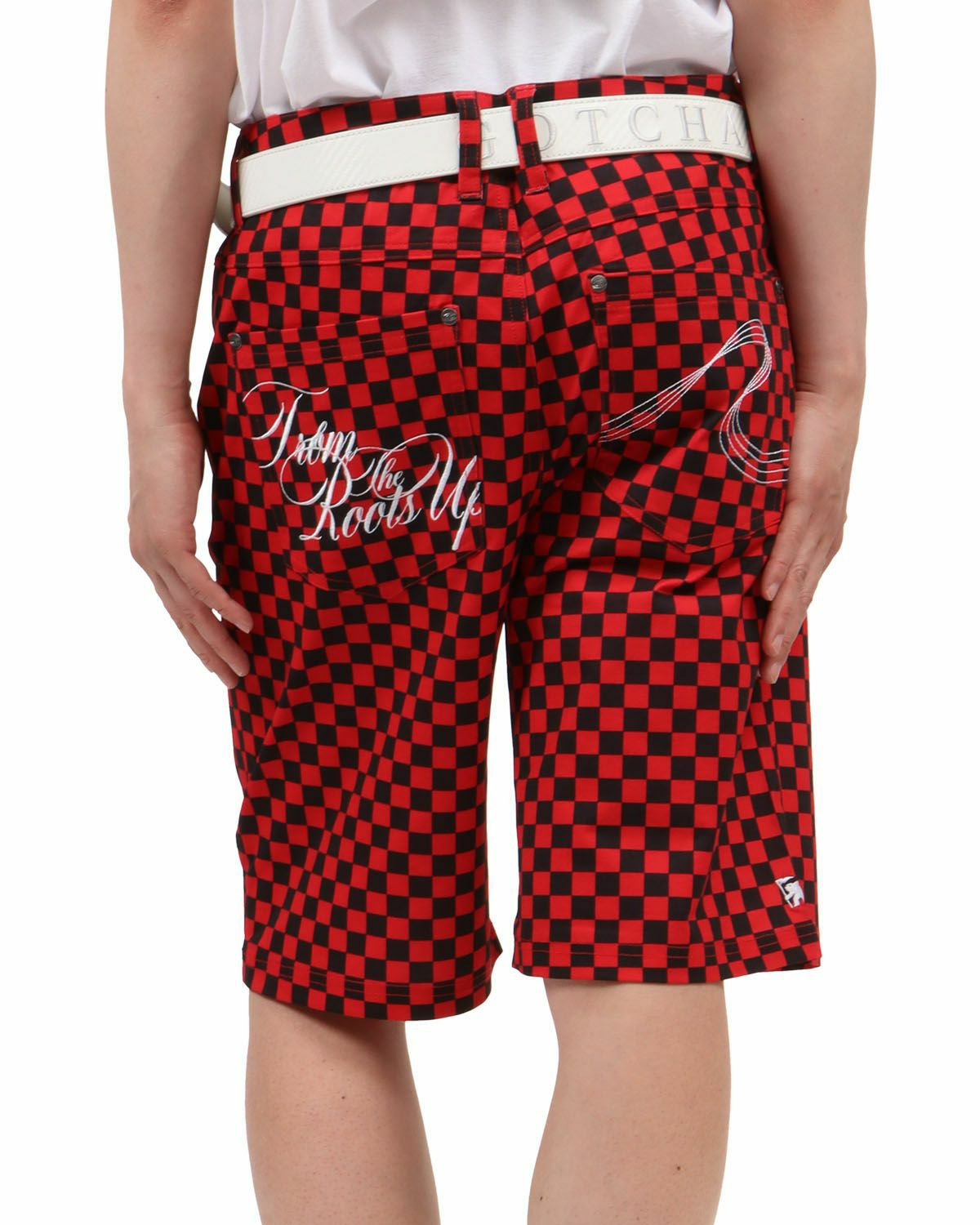 レッド：174cm62kg(Mサイズ着用)