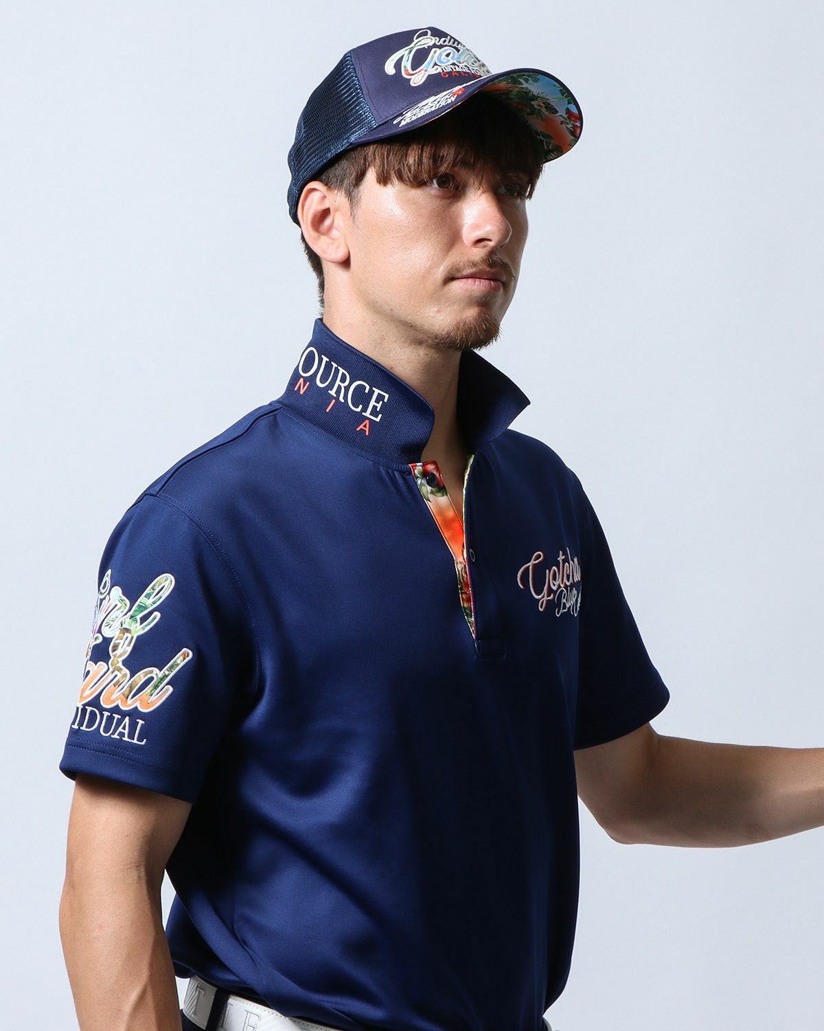 ネイビー：180cm/70kg(Lサイズ着用)