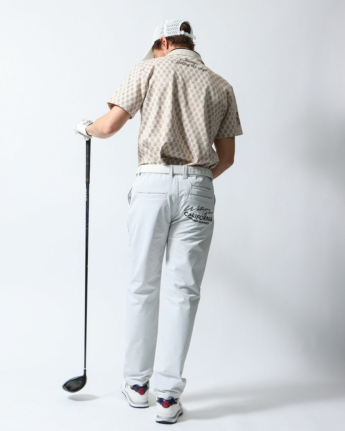 オフホワイト：183cm70kg(Lサイズ着用)