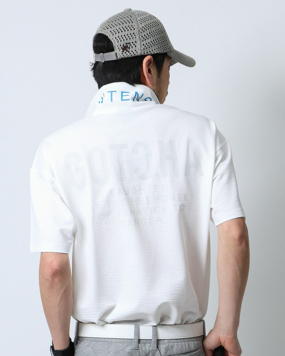 ホワイト：180cm67kg(Lサイズ着用)