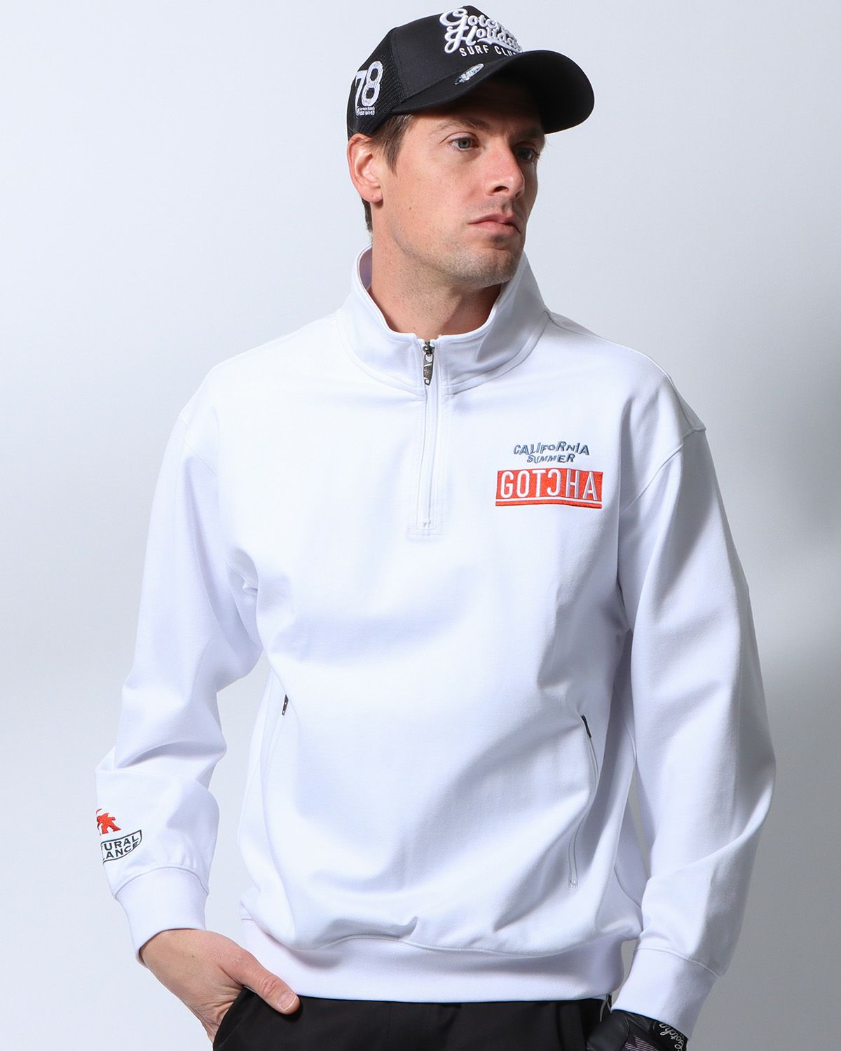 ホワイト：183cm/70kg(Lサイズ着用)