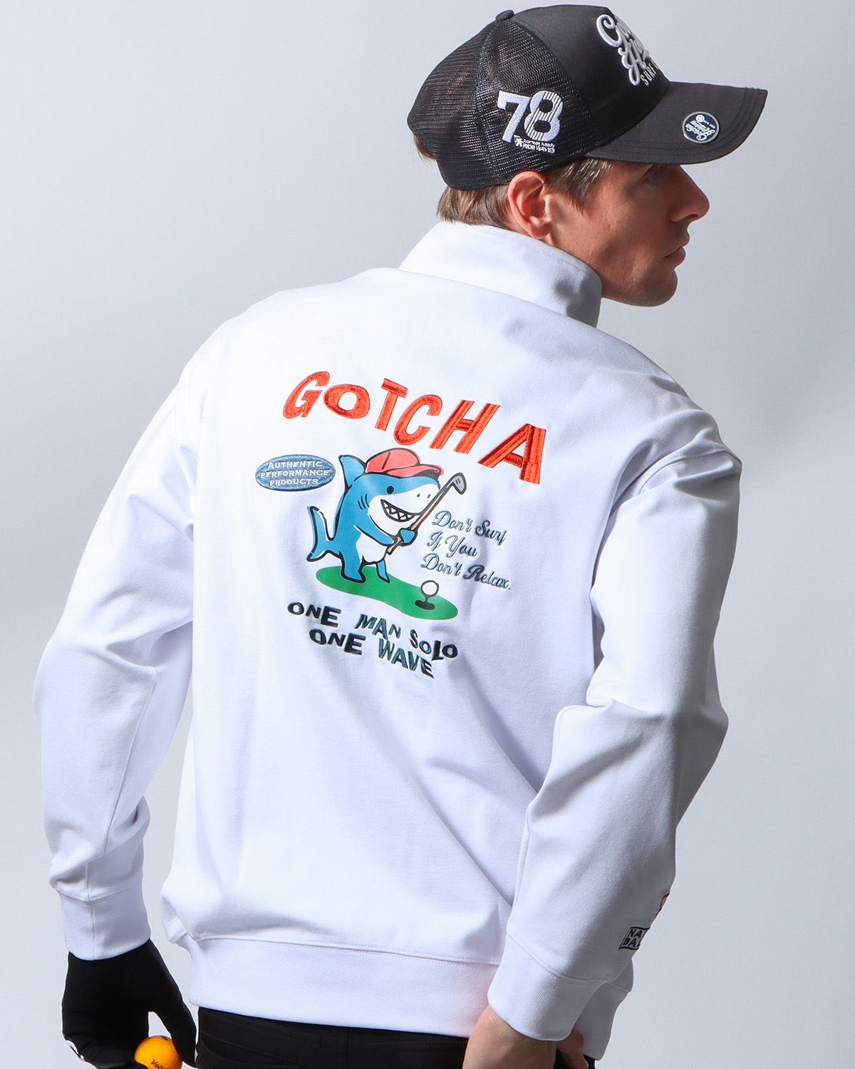 ホワイト：183cm/70kg(Lサイズ着用)