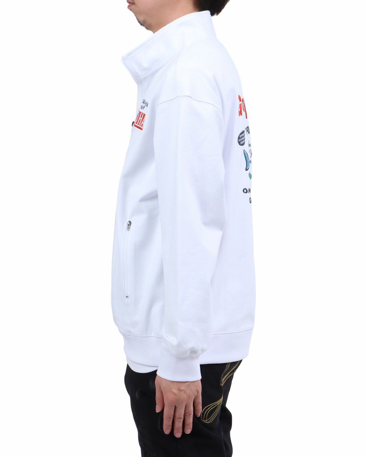 ホワイト：174cm62kg(Lサイズ着用)