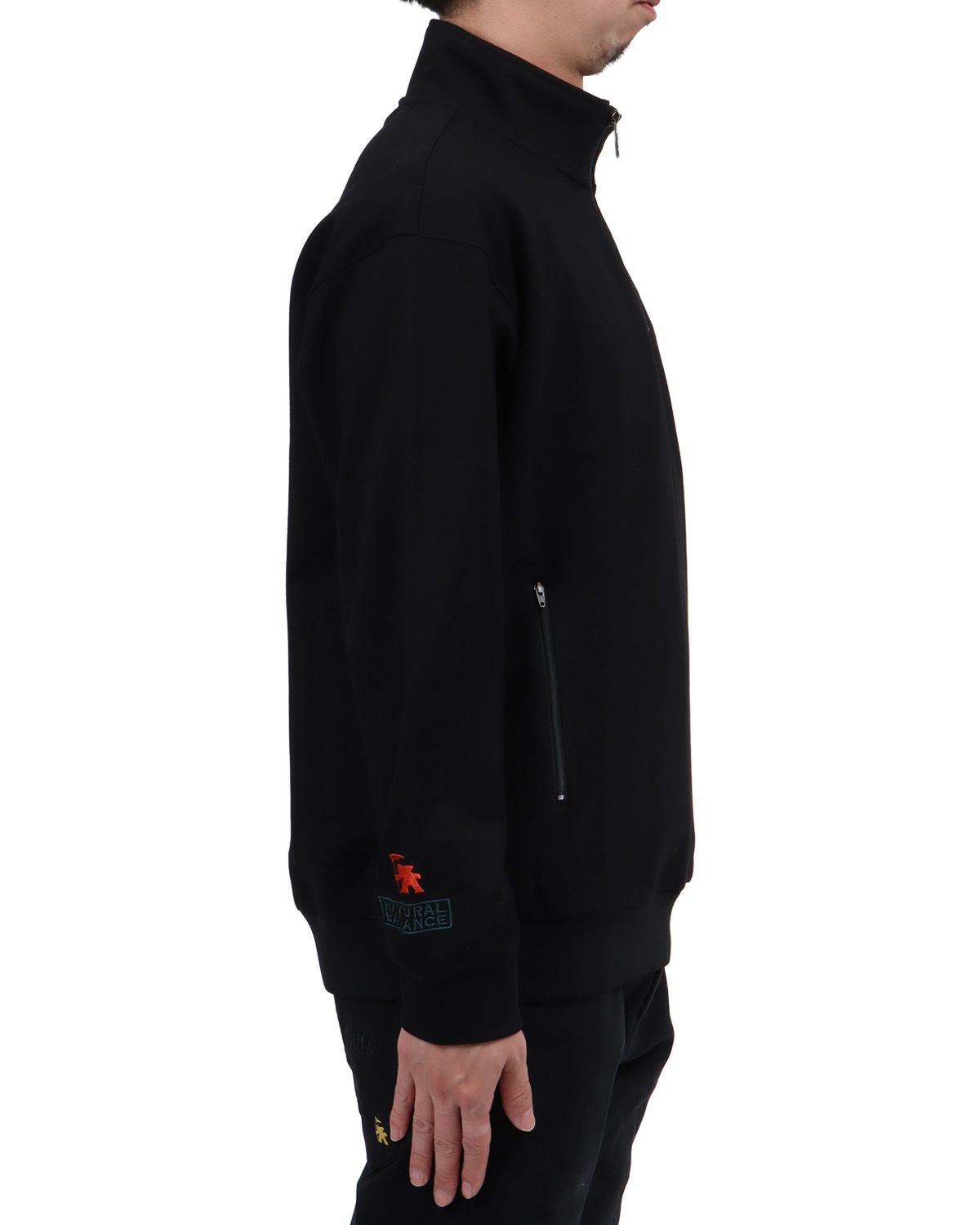 ブラック：174cm62kg(Lサイズ着用)