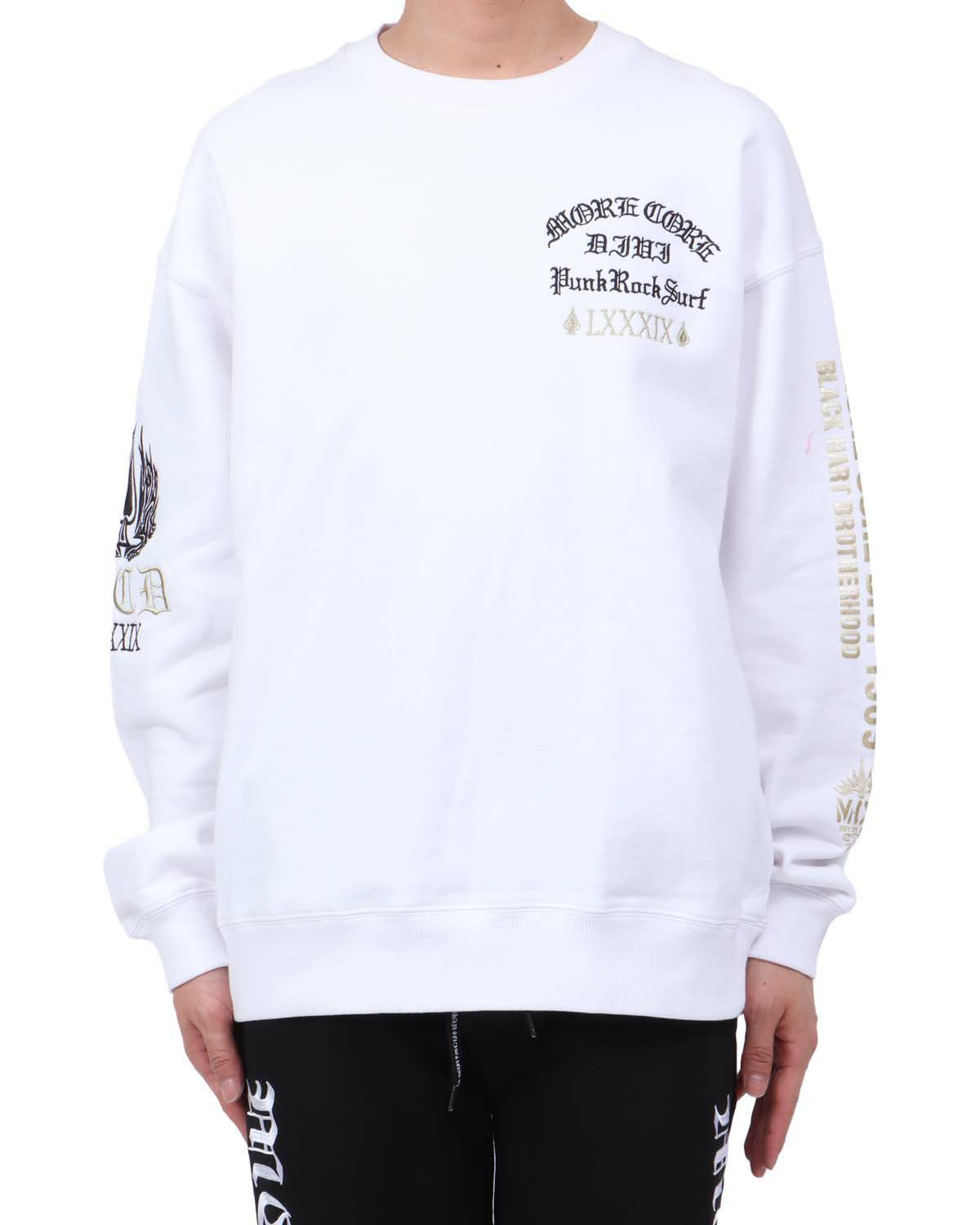 ホワイト：174cm62kg(Lサイズ着用)