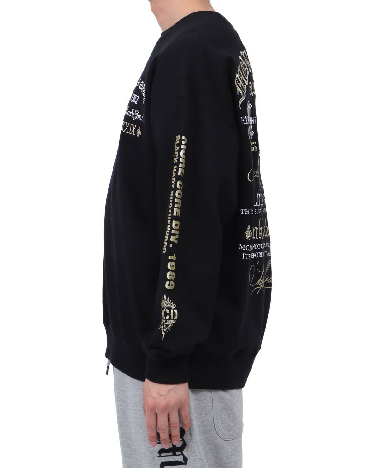 ブラック：174cm62kg(Lサイズ着用)