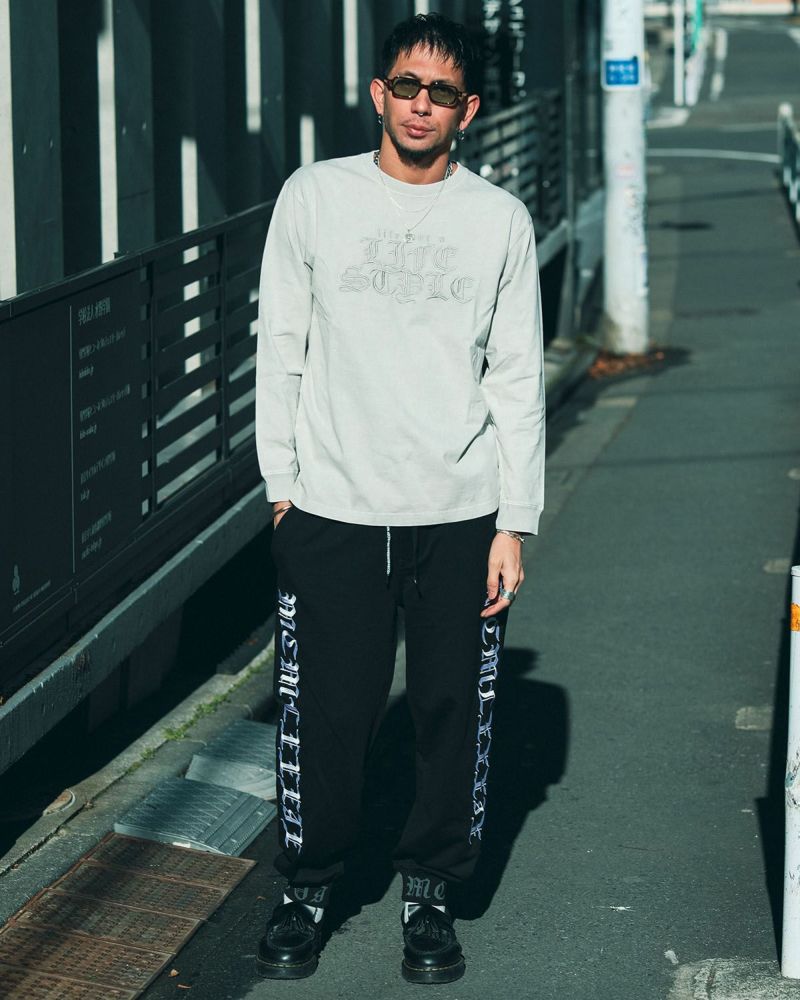 ライトグレー:183cm(Lサイズ着用)