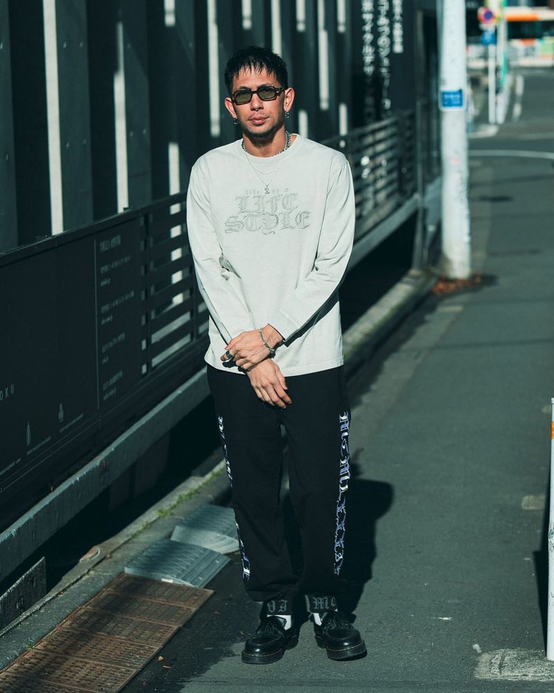 ライトグレー:183cm(Lサイズ着用)