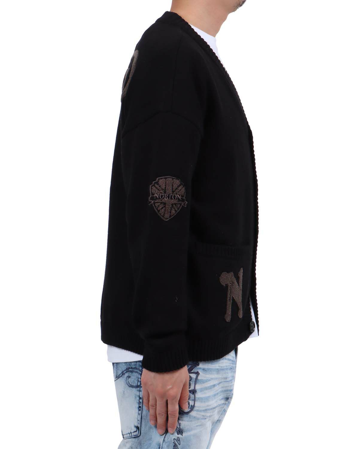 ブラック：174cm62kg(Lサイズ着用)