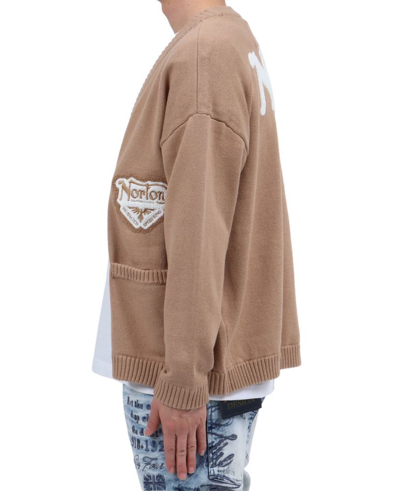 ベージュ：174cm62kg(Lサイズ着用)