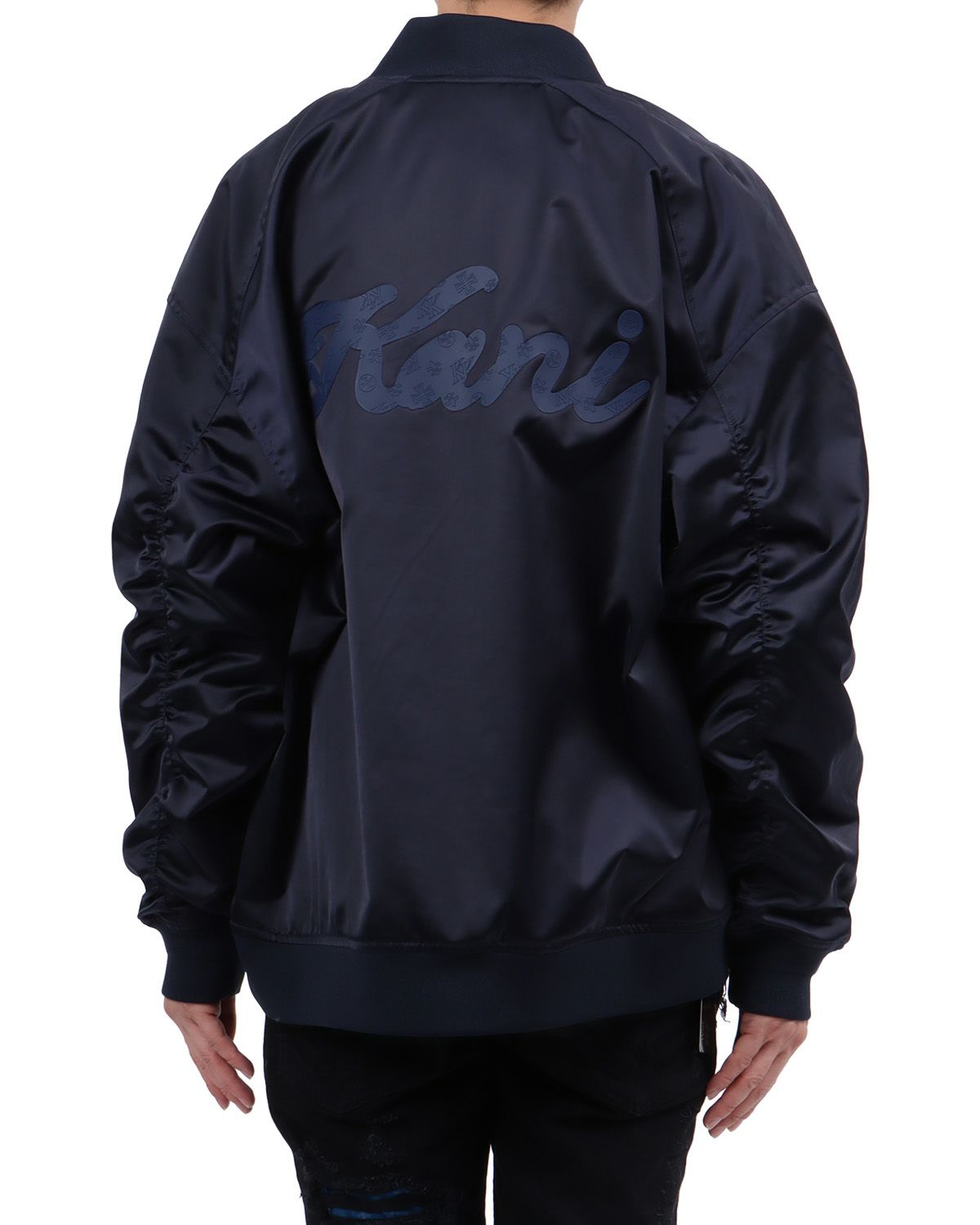 ネイビー：174cm62kg(Lサイズ着用)