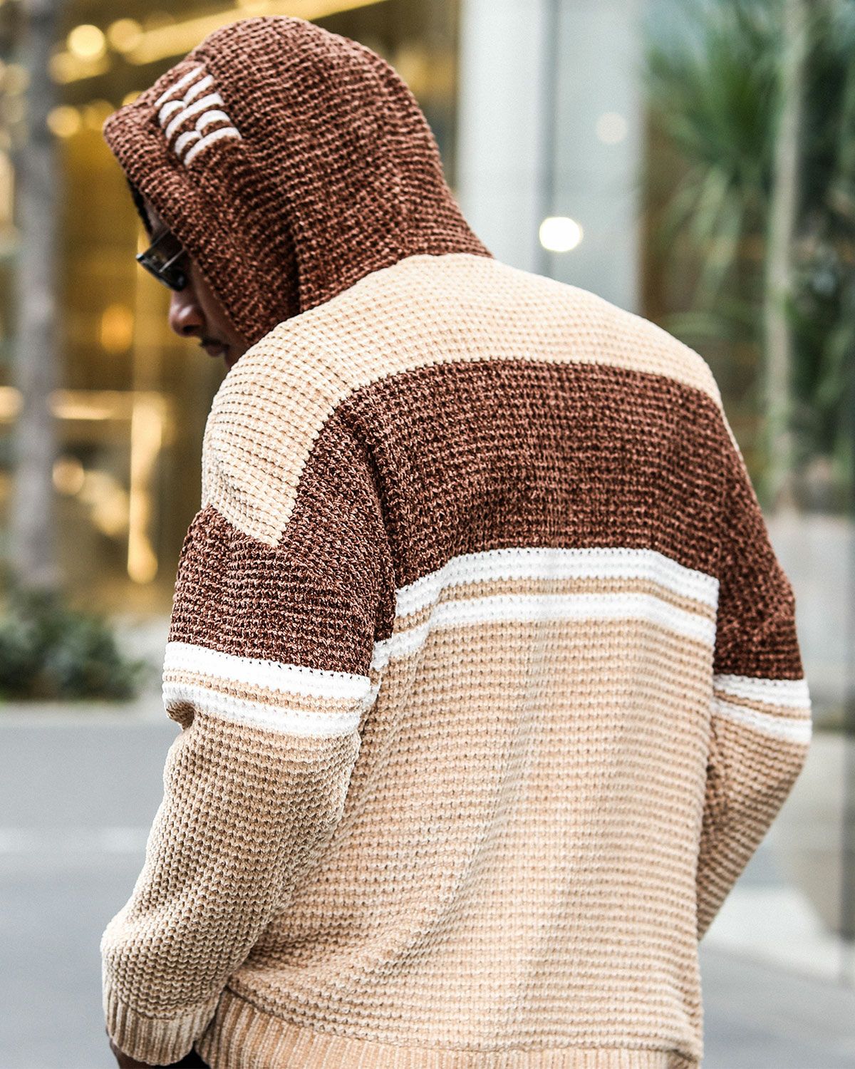 ベージュ：183cm(XLサイズ着用)