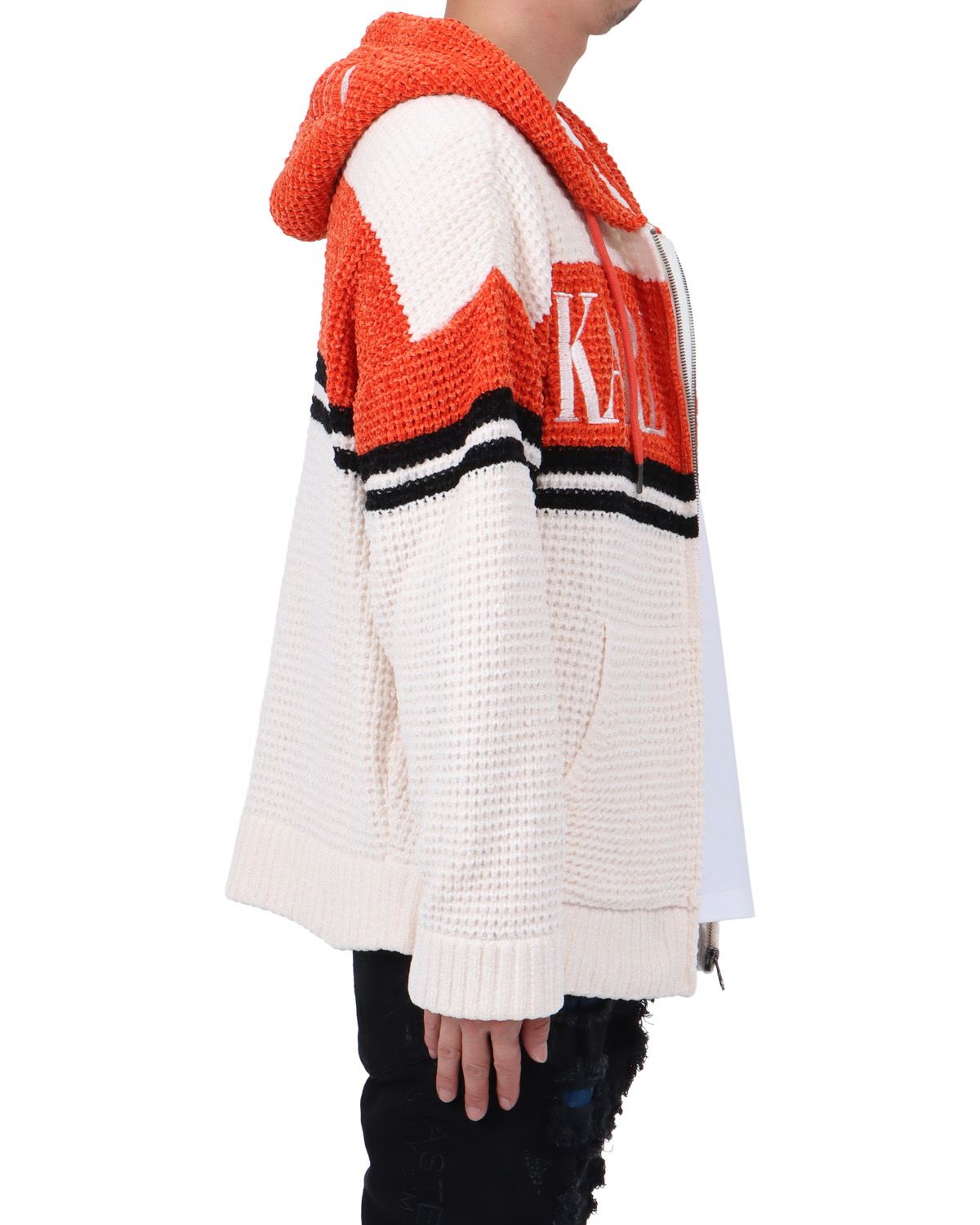 ホワイト：174cm62kg(Lサイズ着用)