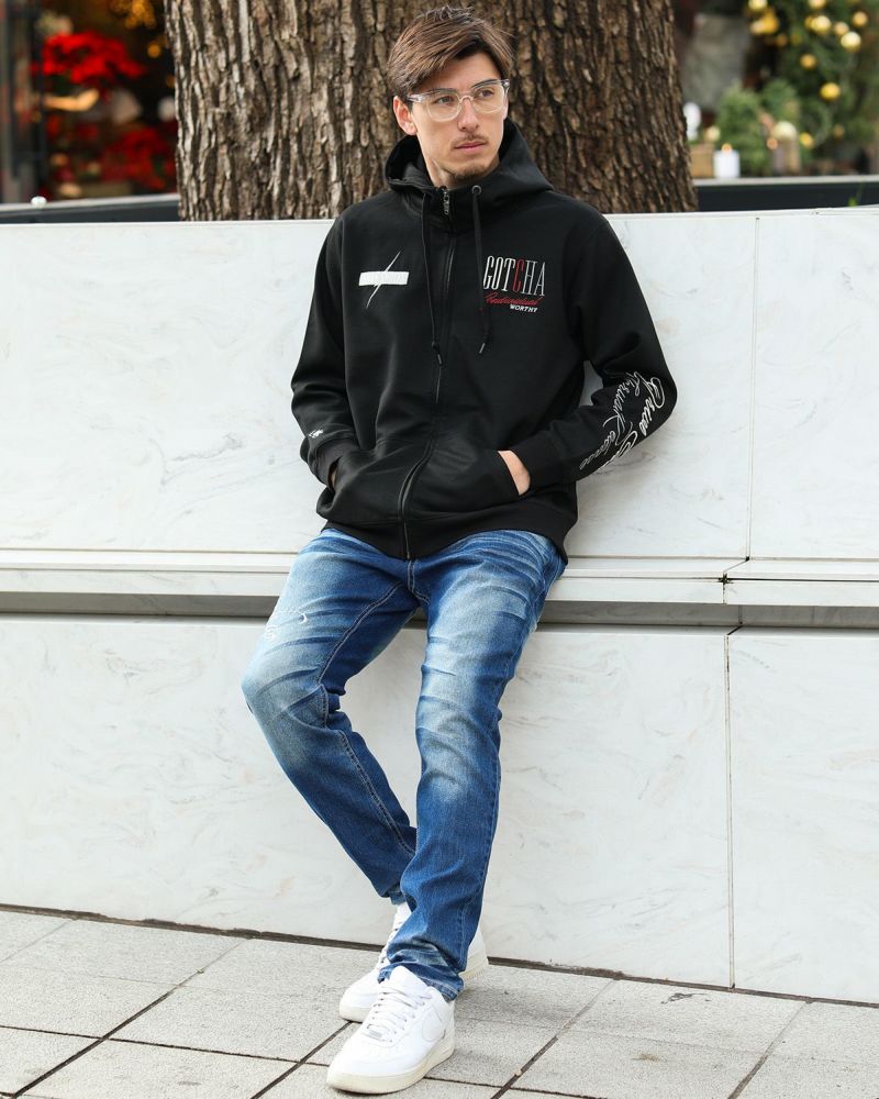 ブラック：180cm/70kg(Lサイズ着用)