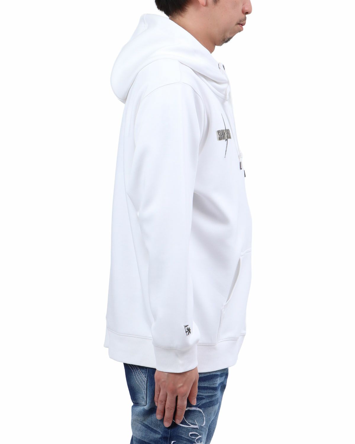 ホワイト：174cm62kg(Lサイズ着用)