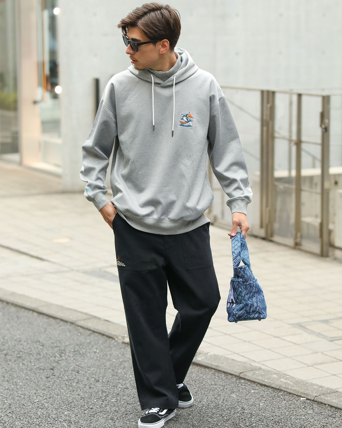 杢グレー：180cm/70kg(Lサイズ着用)