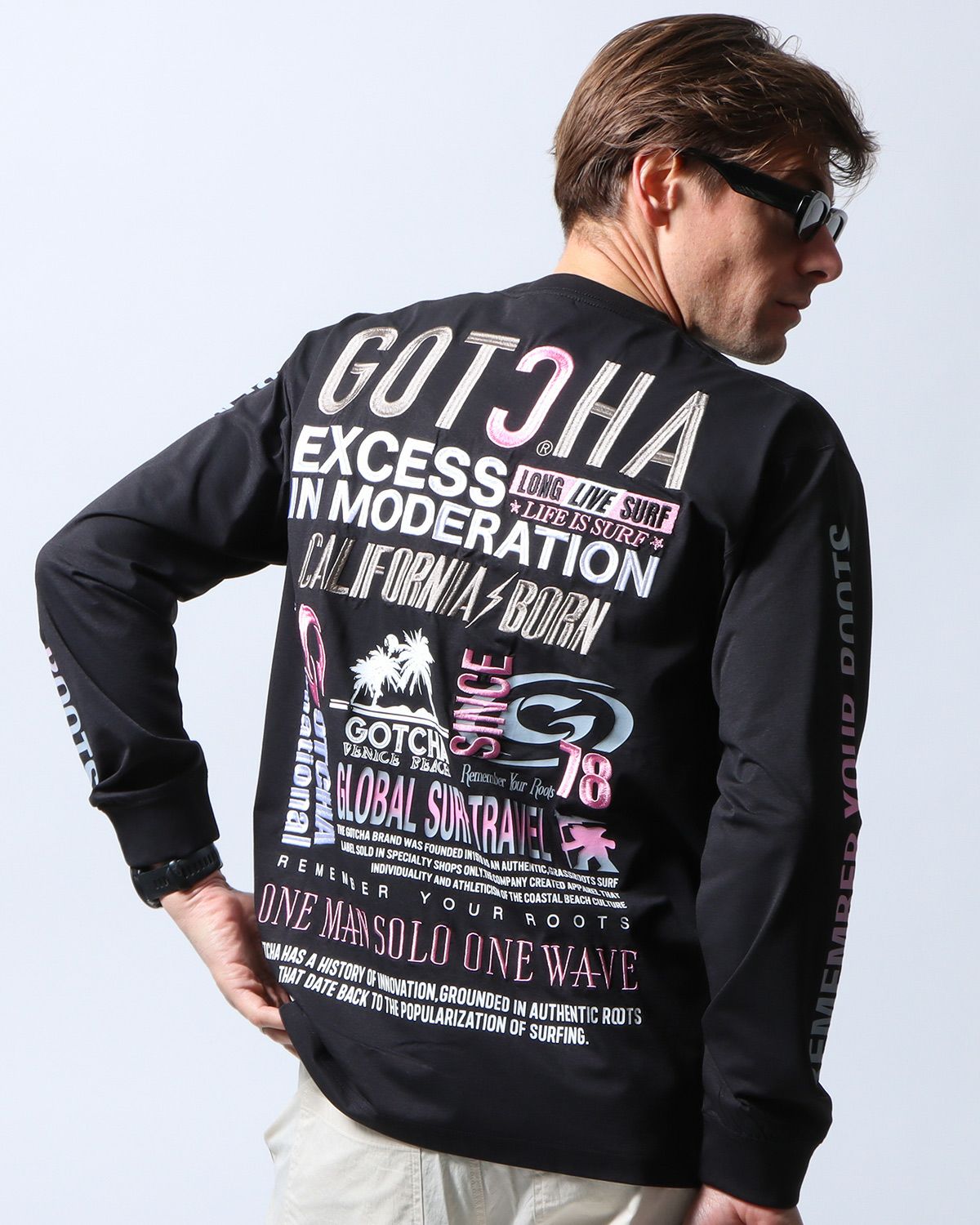 ブラック：183cm/70kg(Lサイズ着用)