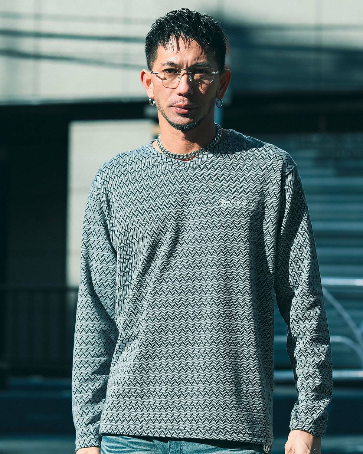 ネイビー:183cm(XLサイズ着用)