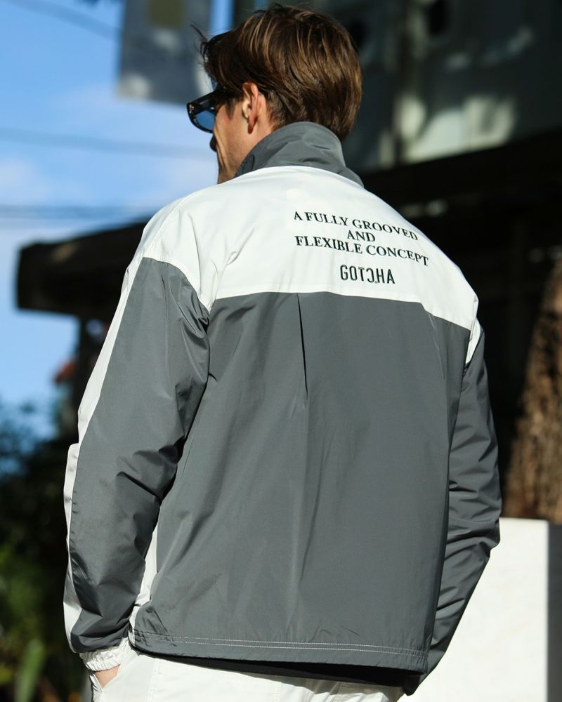 ホワイト：183cm/70kg(Lサイズ着用)