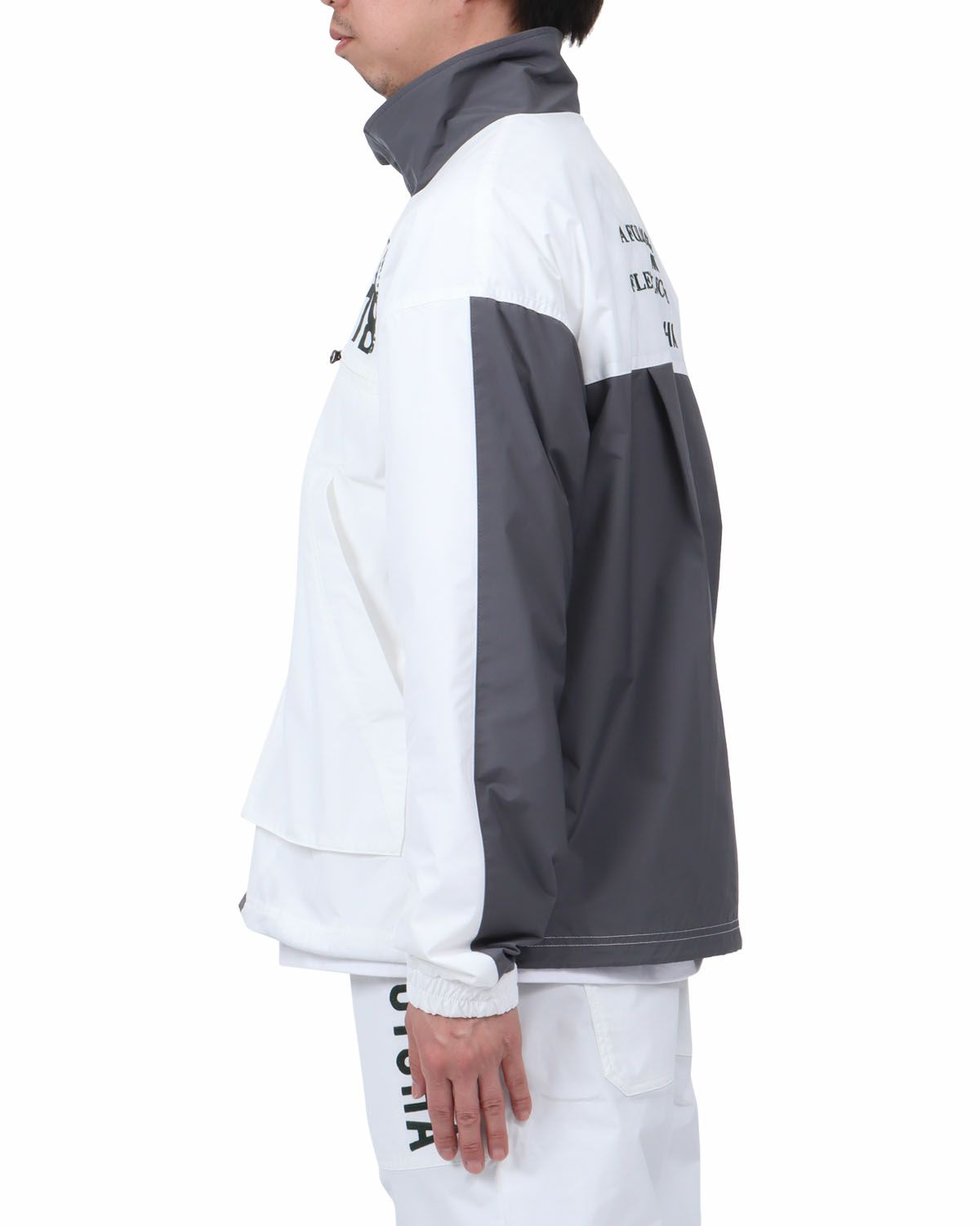 ホワイト：174cm62kg(Lサイズ着用)