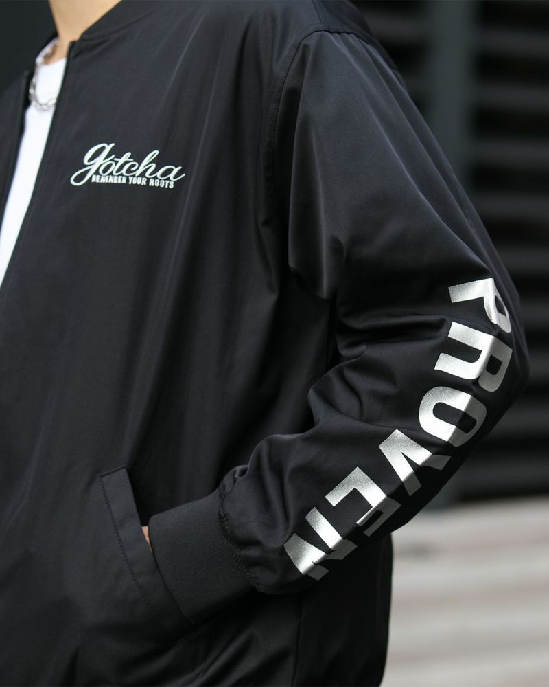 ブラック：180cm/70kg(Lサイズ着用)