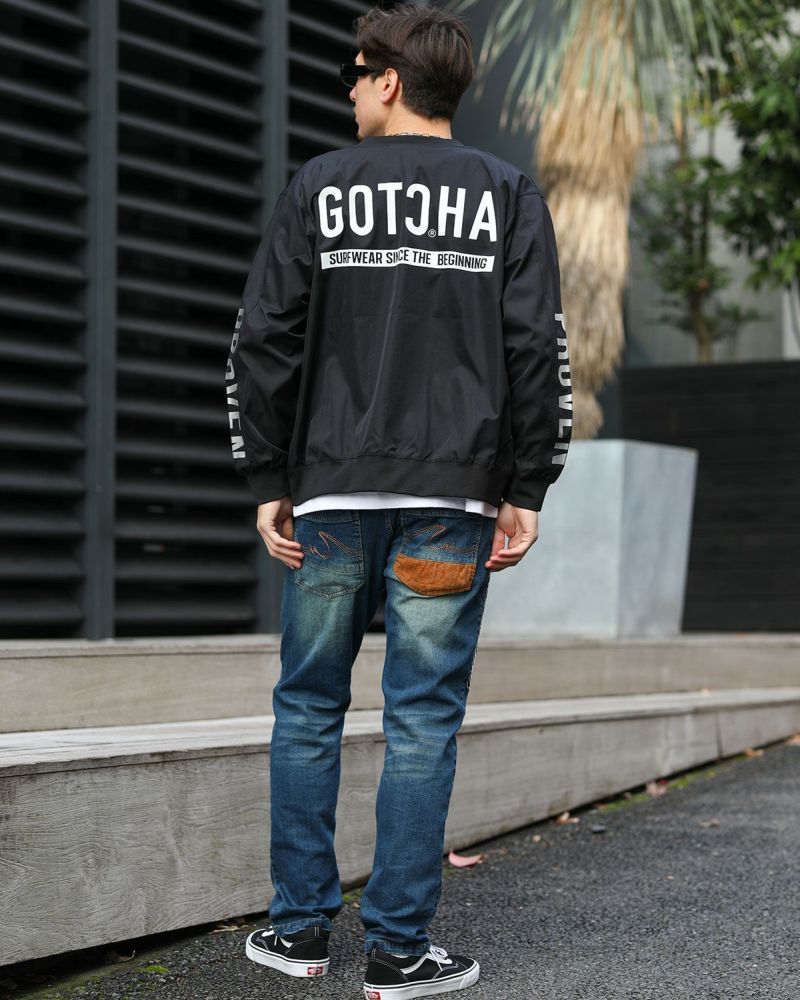 ブラック：180cm/70kg(Lサイズ着用)