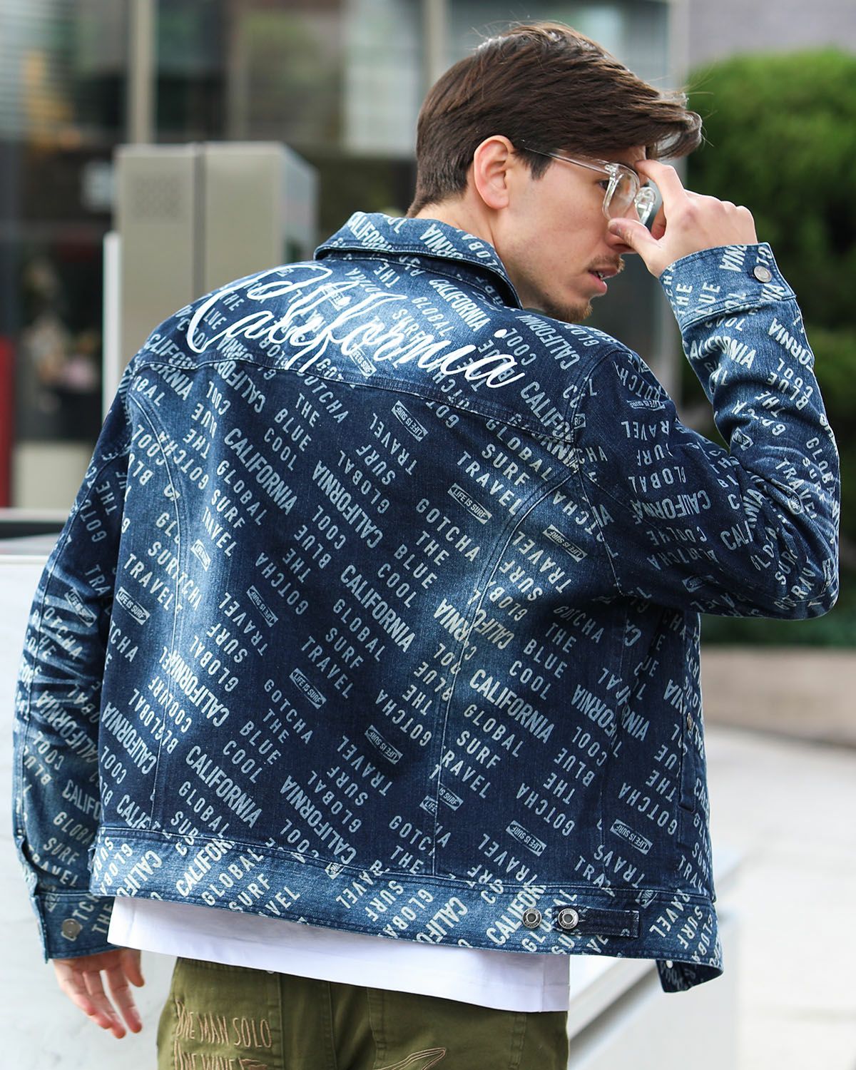 インディゴ：180cm/70kg(Lサイズ着用)