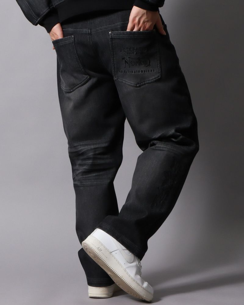 ブラック：178cm/75kg(Lサイズ着用)