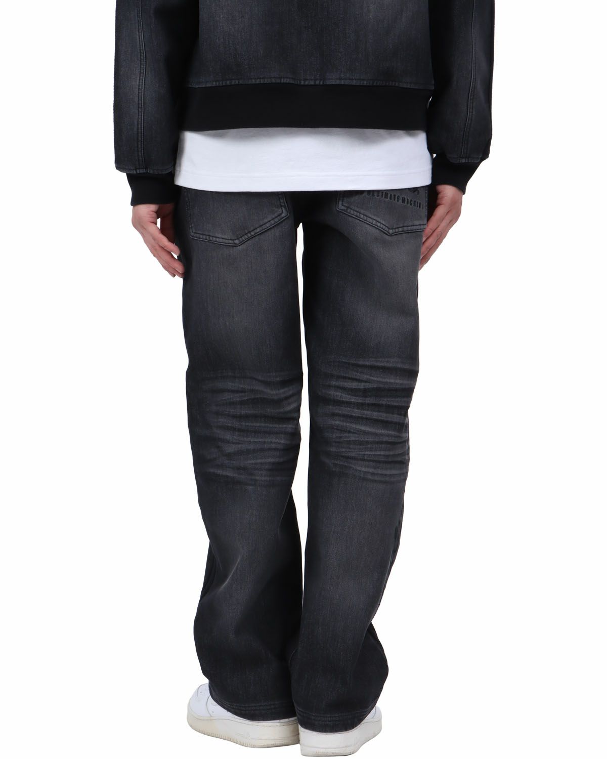 ブラック：174cm62kg(Lサイズ着用)