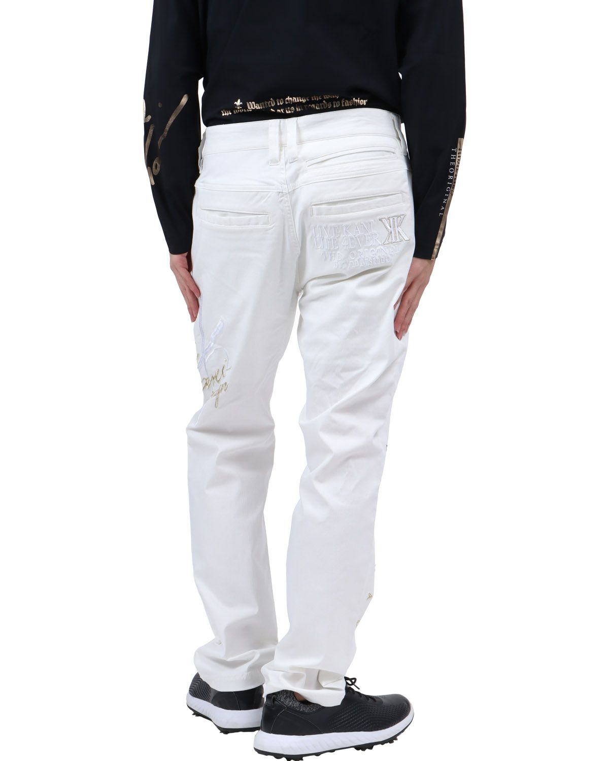 ホワイト：173cm63kg(34inc着用)